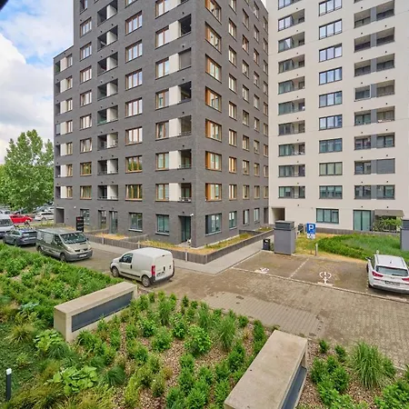 Gwiazdzista By The Sky Tower In By Renters Appartamento Breslavia