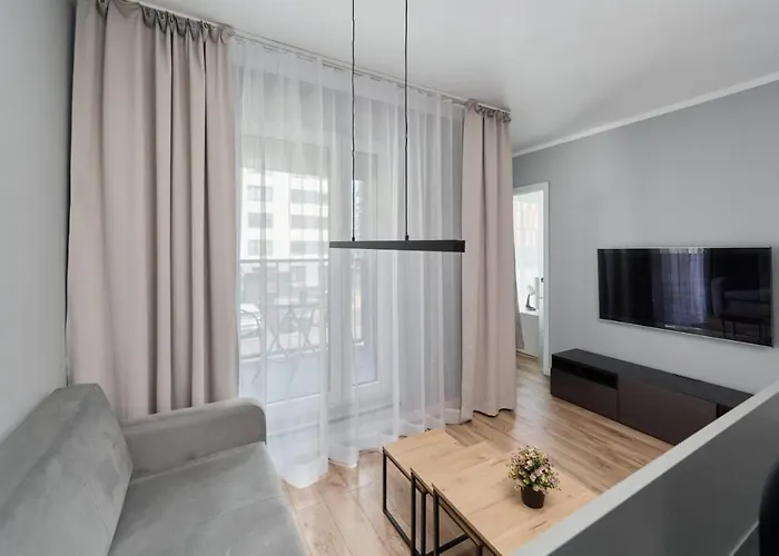 Gwiazdzista By The Sky Tower In By Renters *